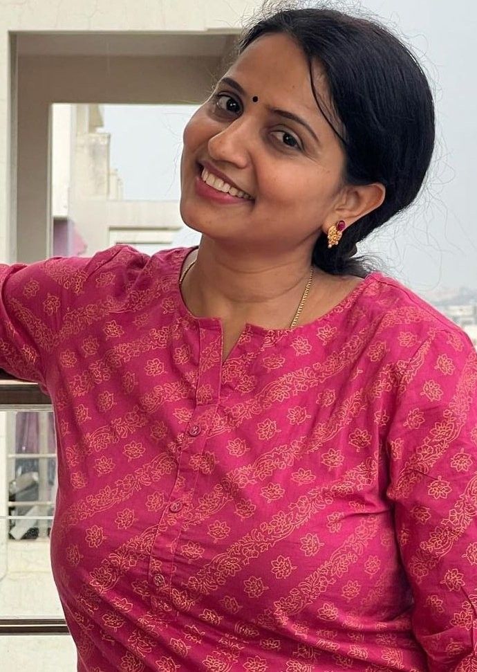 Aunties Number – Connect with Mature Women for Meaningful Online Friendships