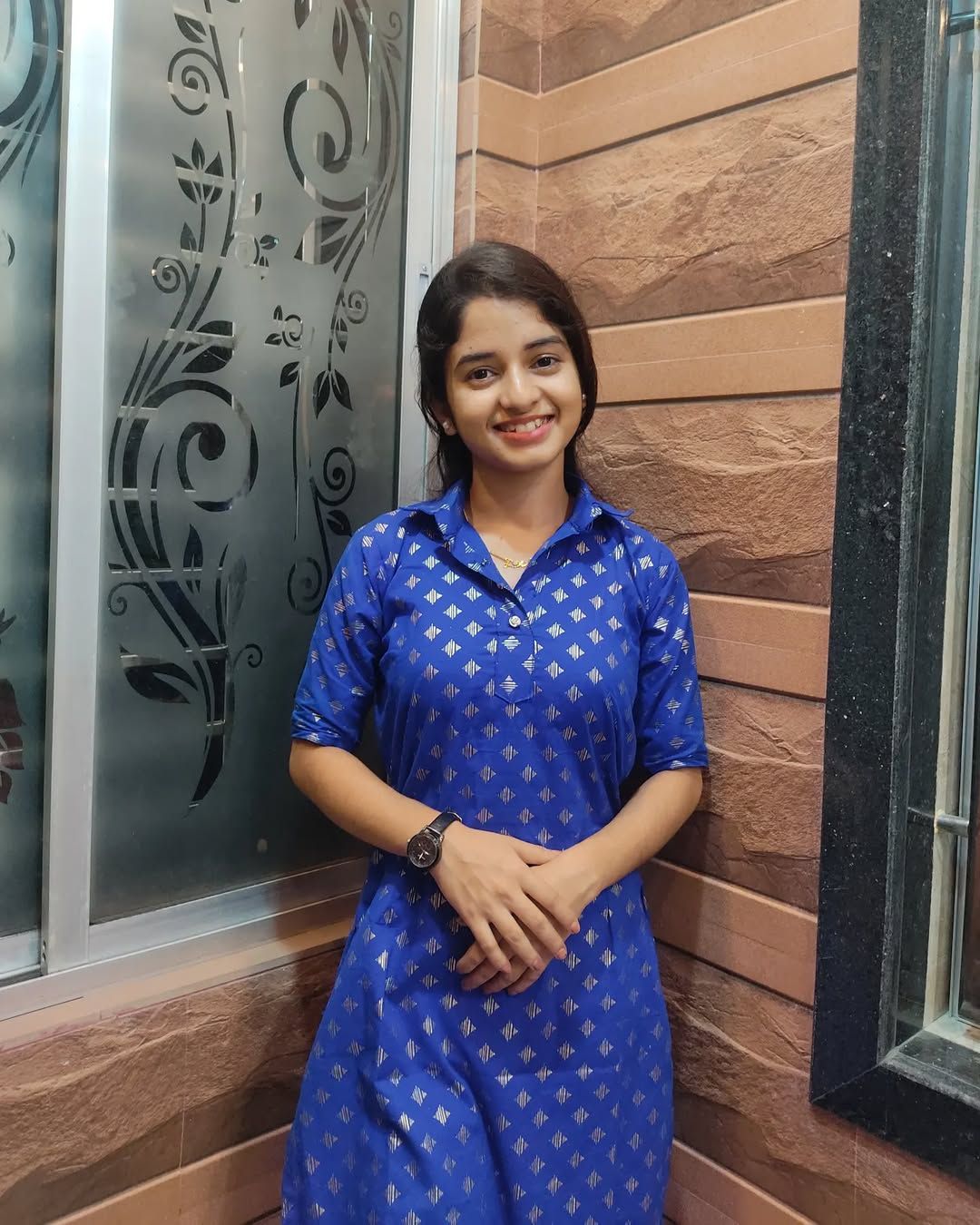 Girlfriend Number Pakistan for Genuine Friendship, Chat & Relationship