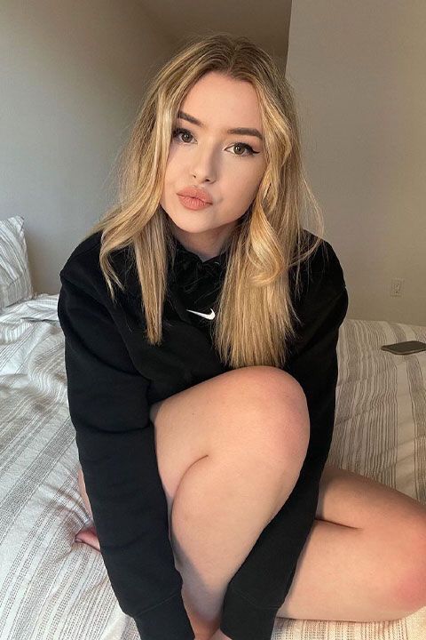 American Girl WhatsApp Number for Friendship and Dating: